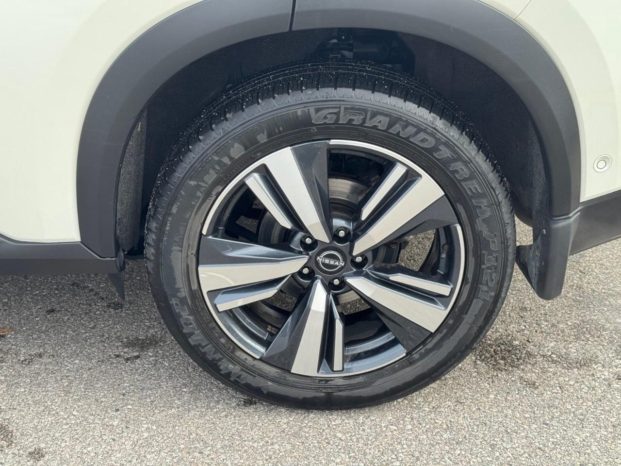 2023 Nissan Rogue AWD SL Photo