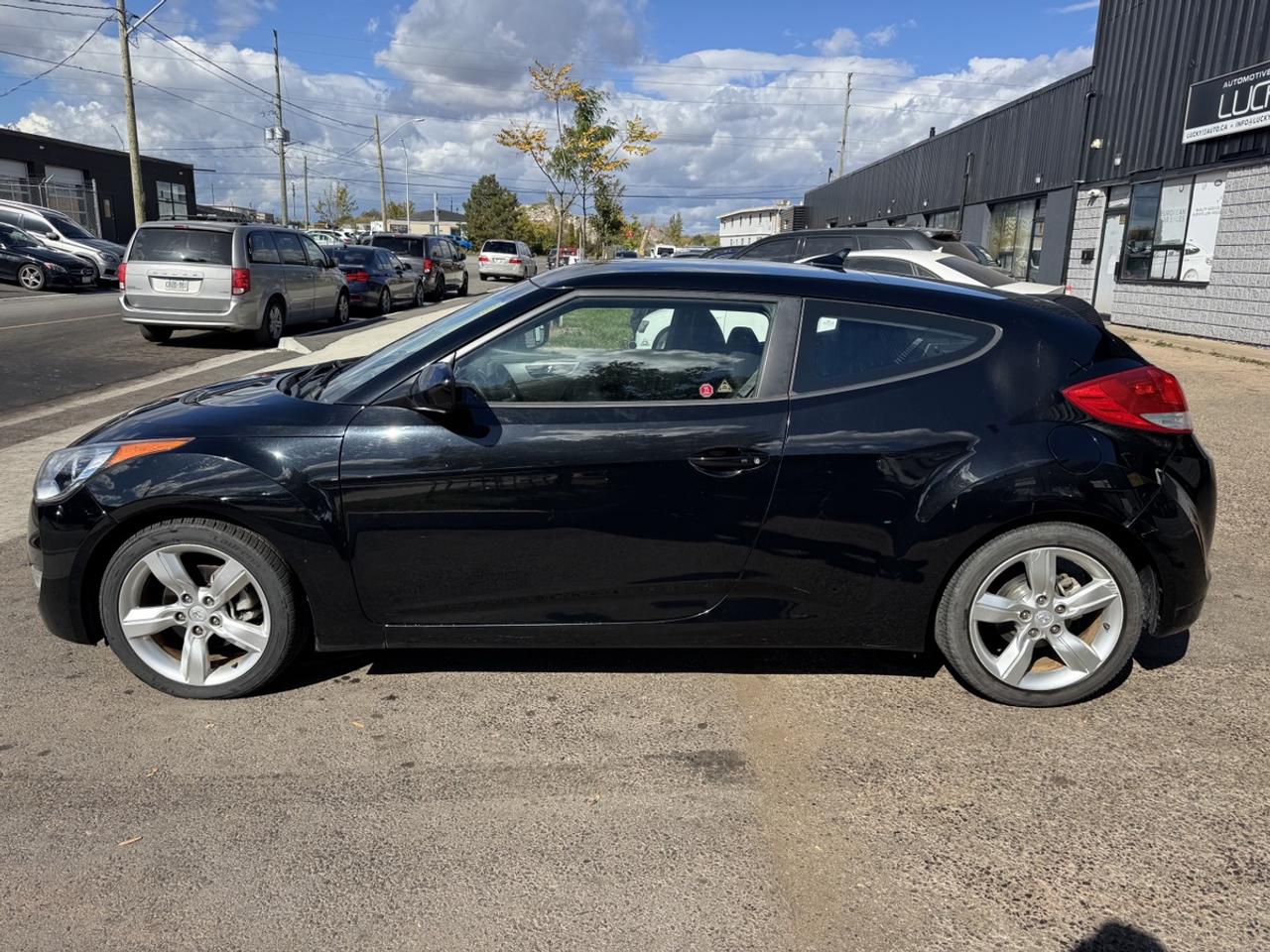 2012 Hyundai Veloster 2.0 Photo3