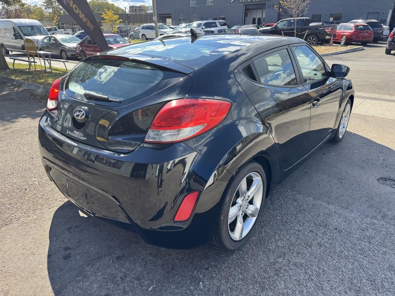 2012 Hyundai Veloster 2.0 Photo