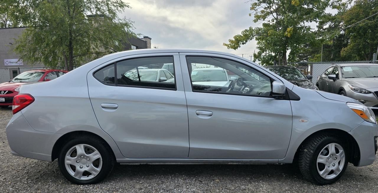 2017 Mitsubishi Mirage G4 ES Photo