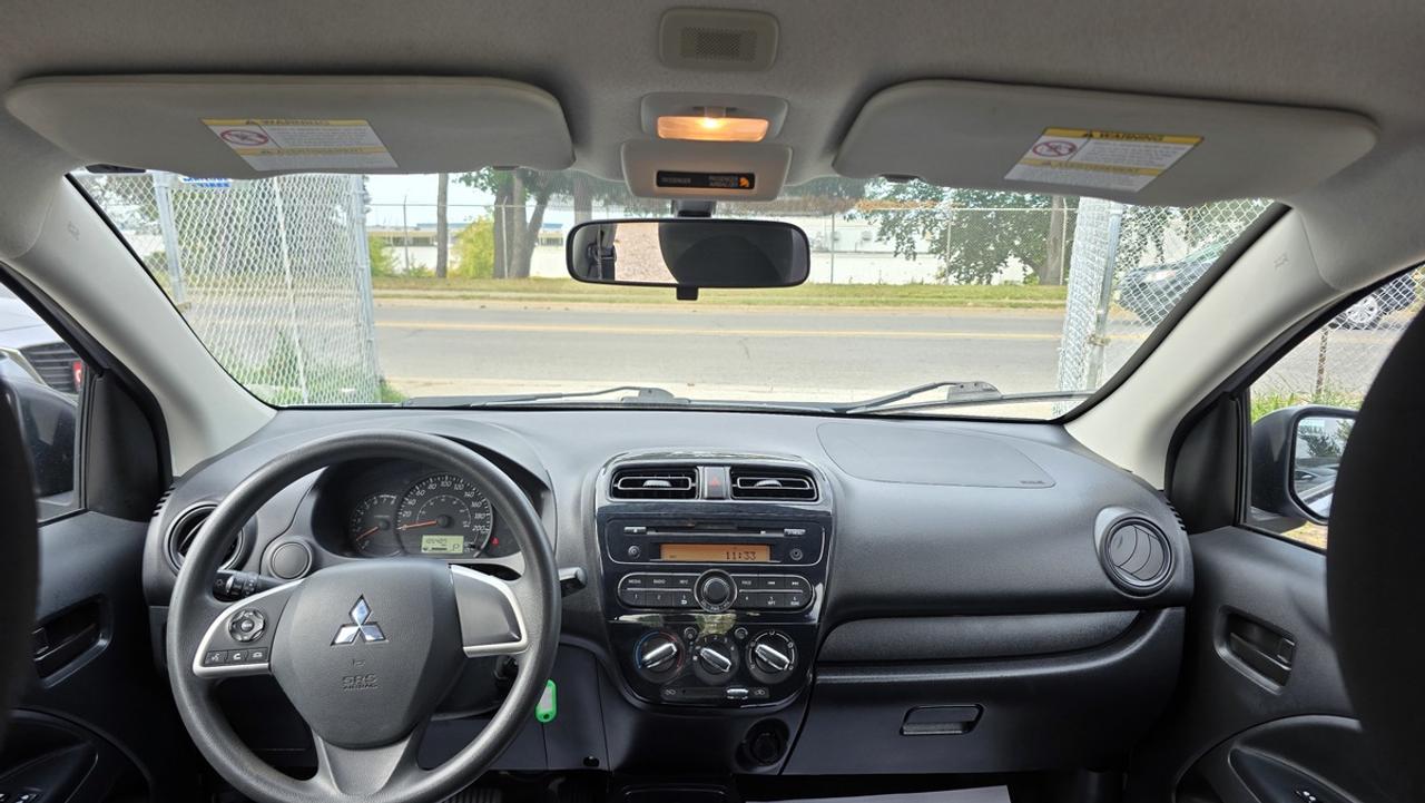 2017 Mitsubishi Mirage G4 ES Photo