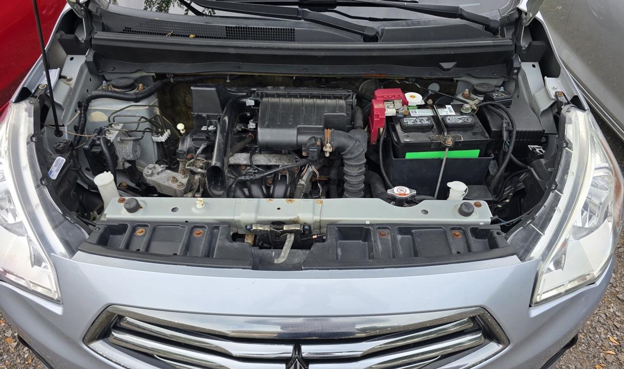 2017 Mitsubishi Mirage G4 ES Photo
