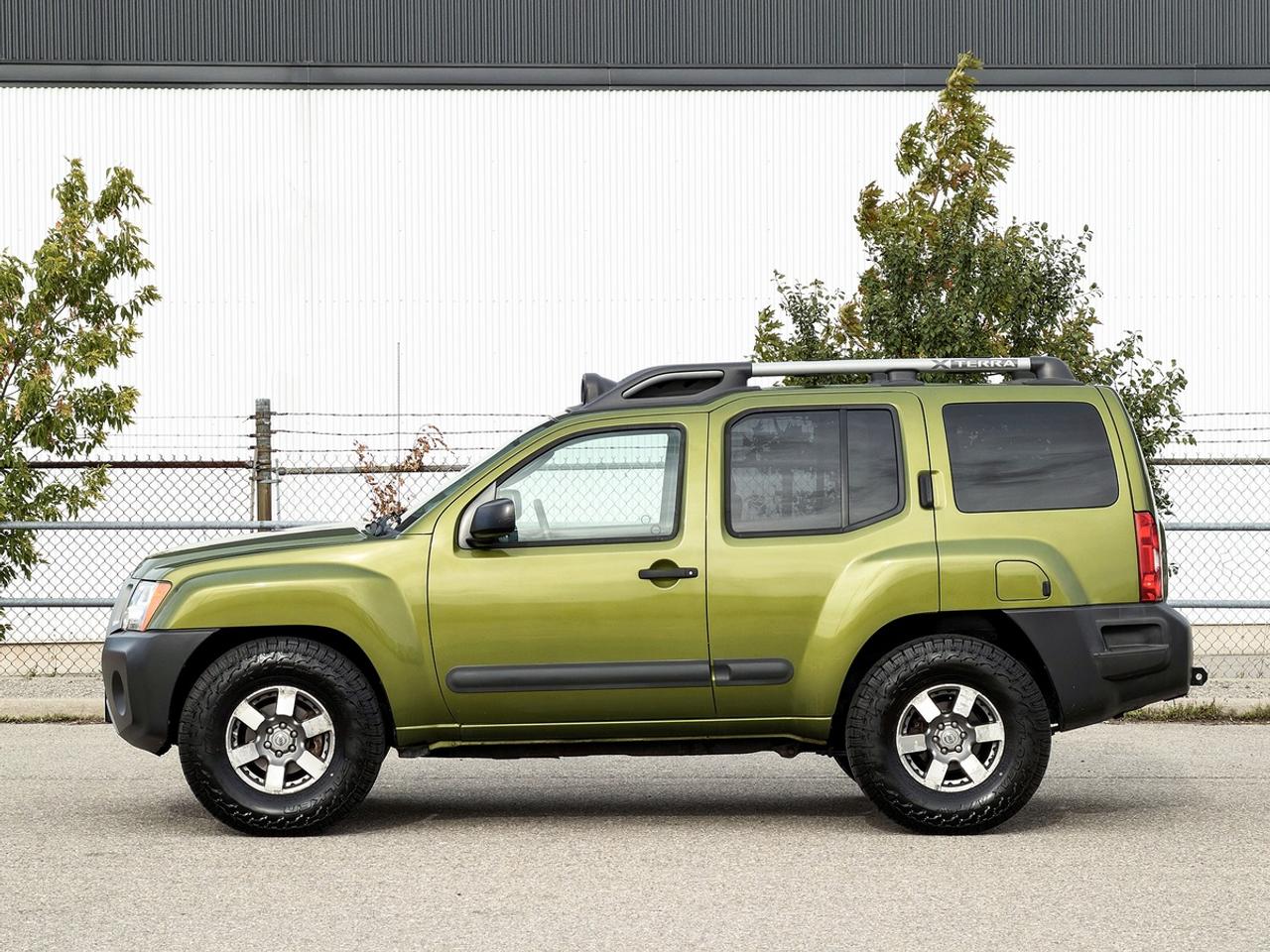 2011 Nissan Xterra PRO-4X 4X4 6-SPEED MANUAL Photo