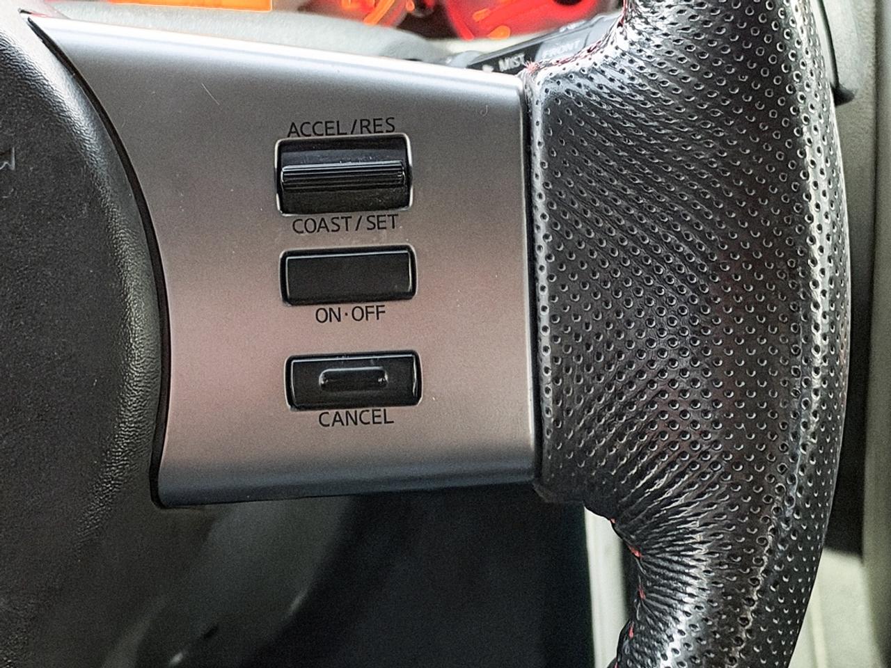 2011 Nissan Xterra PRO-4X 4X4 6-SPEED MANUAL Photo