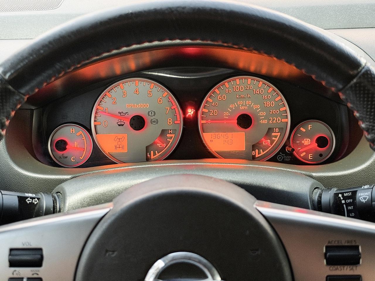 2011 Nissan Xterra PRO-4X 4X4 6-SPEED MANUAL Photo