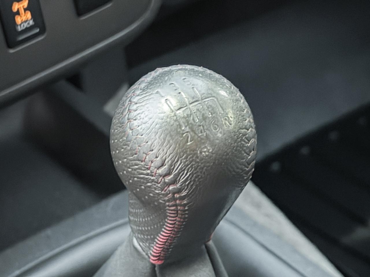 2011 Nissan Xterra PRO-4X 4X4 6-SPEED MANUAL Photo