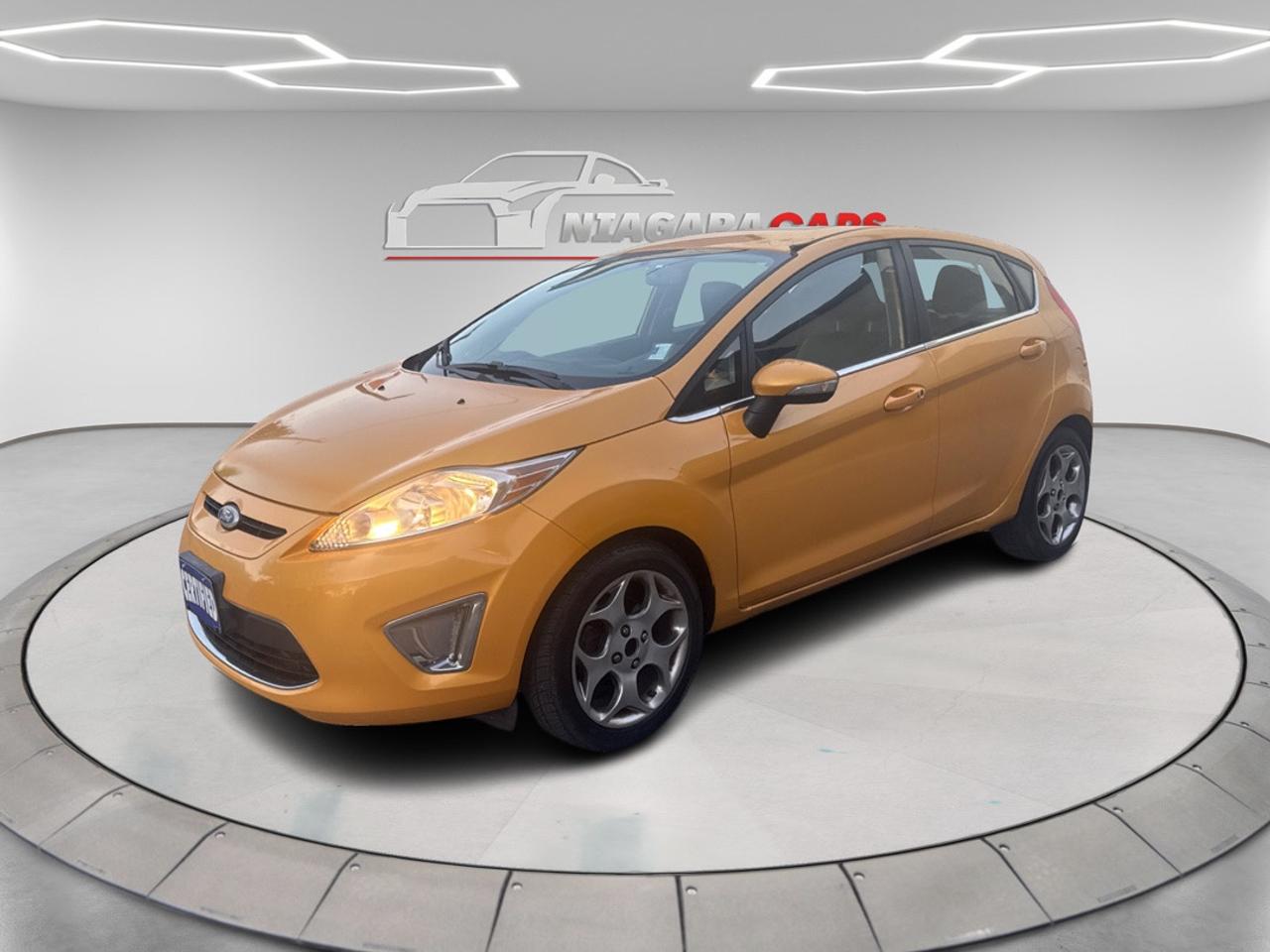 2011 Ford Fiesta SES Photo