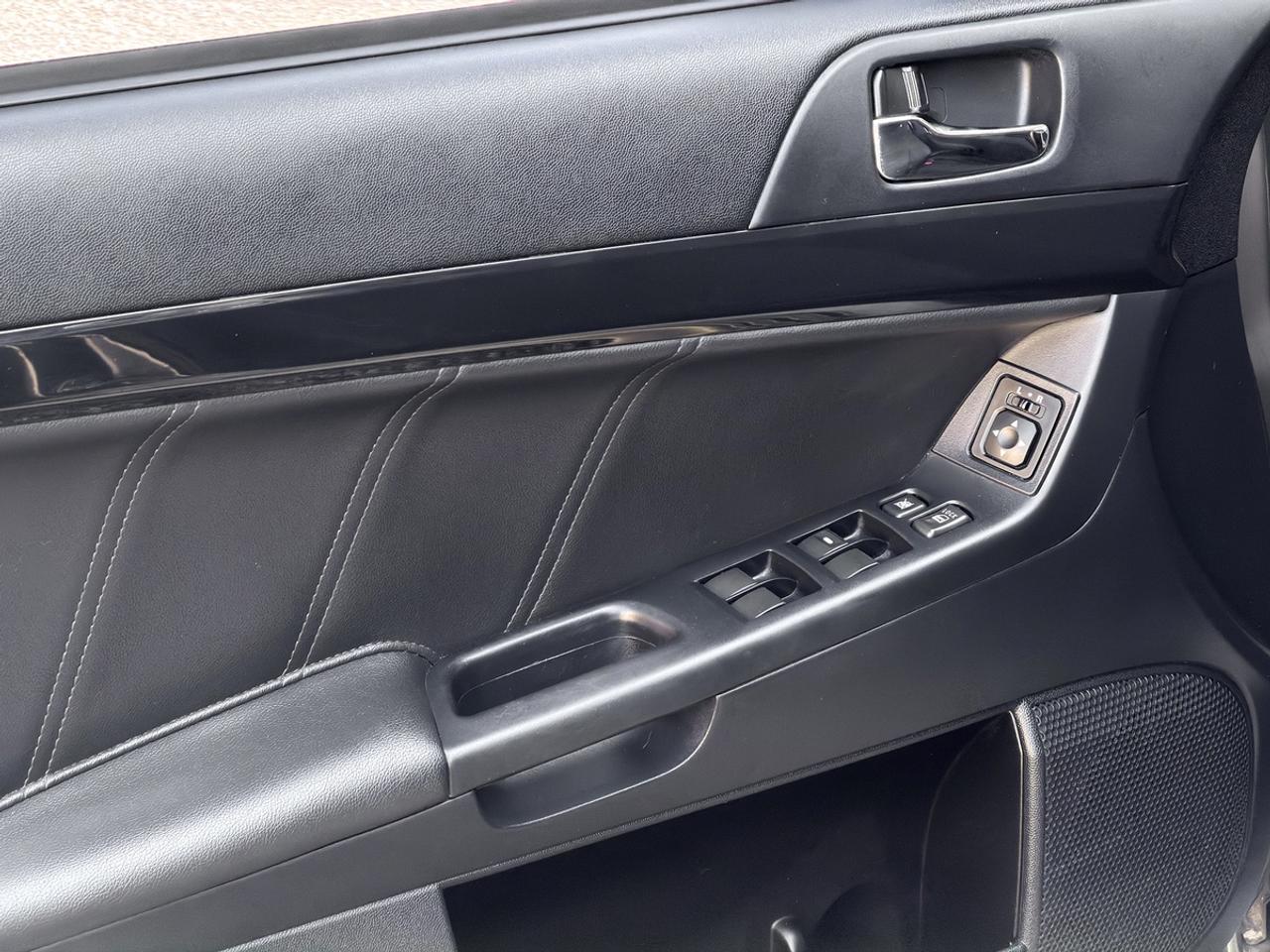 2015 Mitsubishi Lancer GT AWC 2.4L Photo
