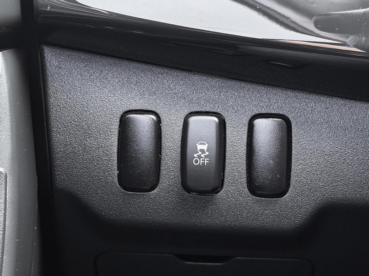 2015 Mitsubishi Lancer GT AWC 2.4L Photo
