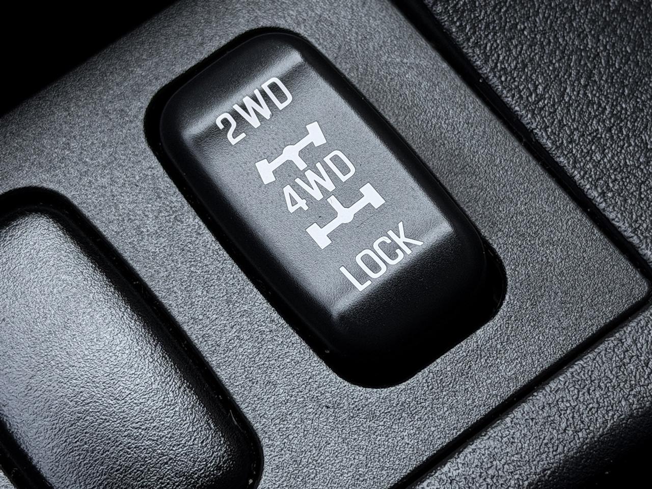 2015 Mitsubishi Lancer GT AWC 2.4L Photo