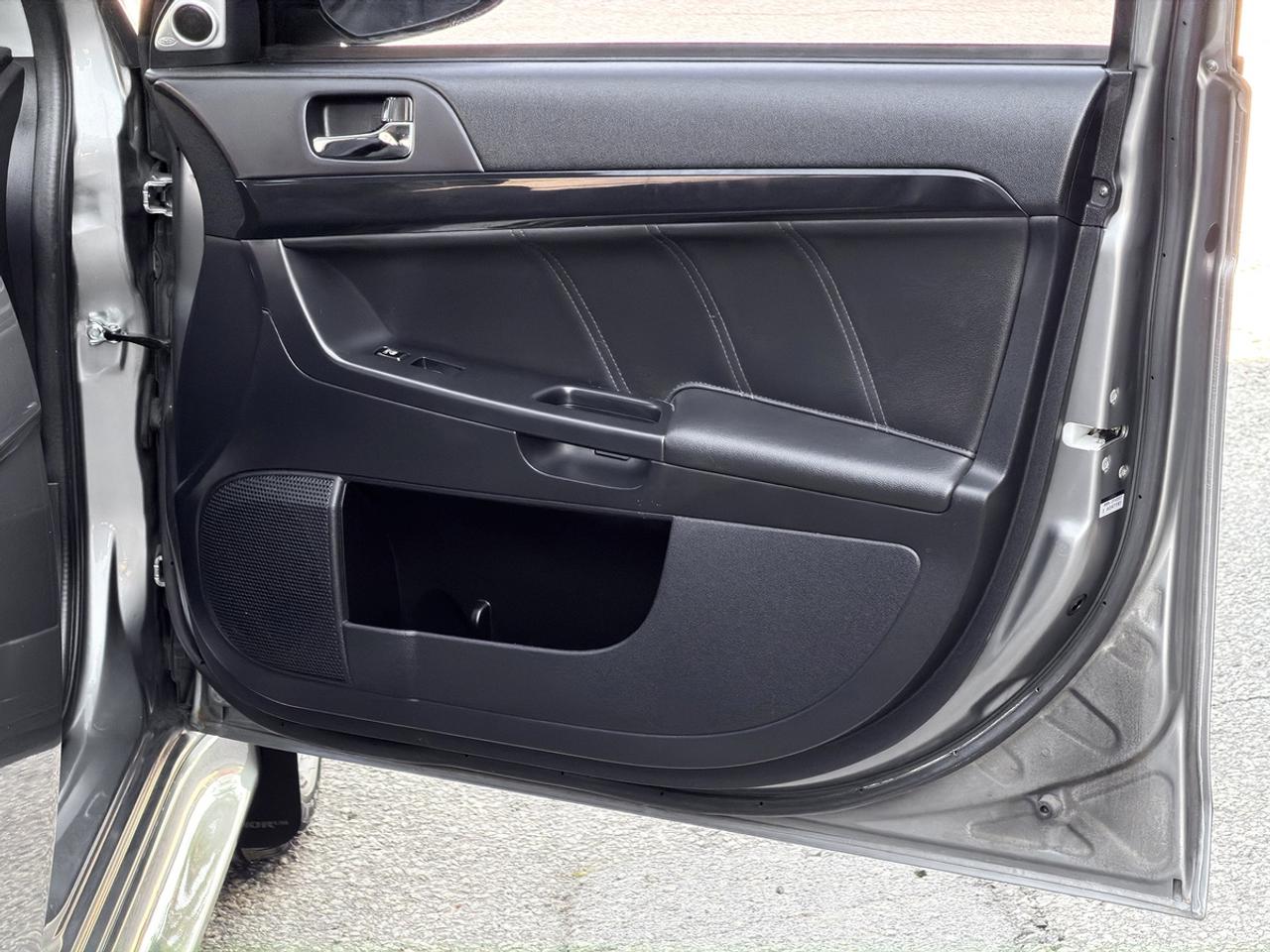 2015 Mitsubishi Lancer GT AWC 2.4L Photo
