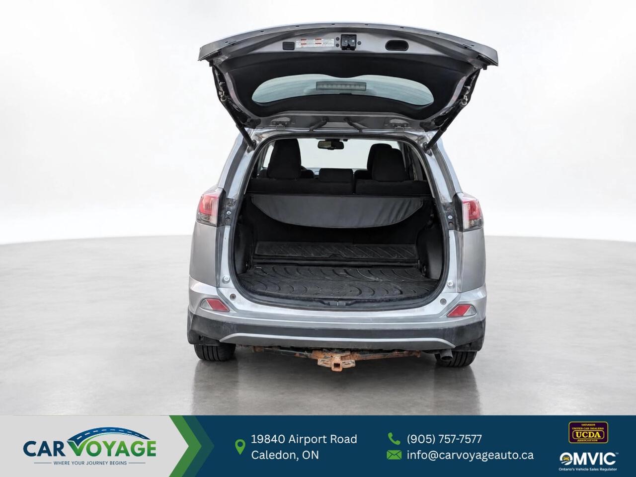 2017 Toyota RAV4 Hybrid XLE Photo