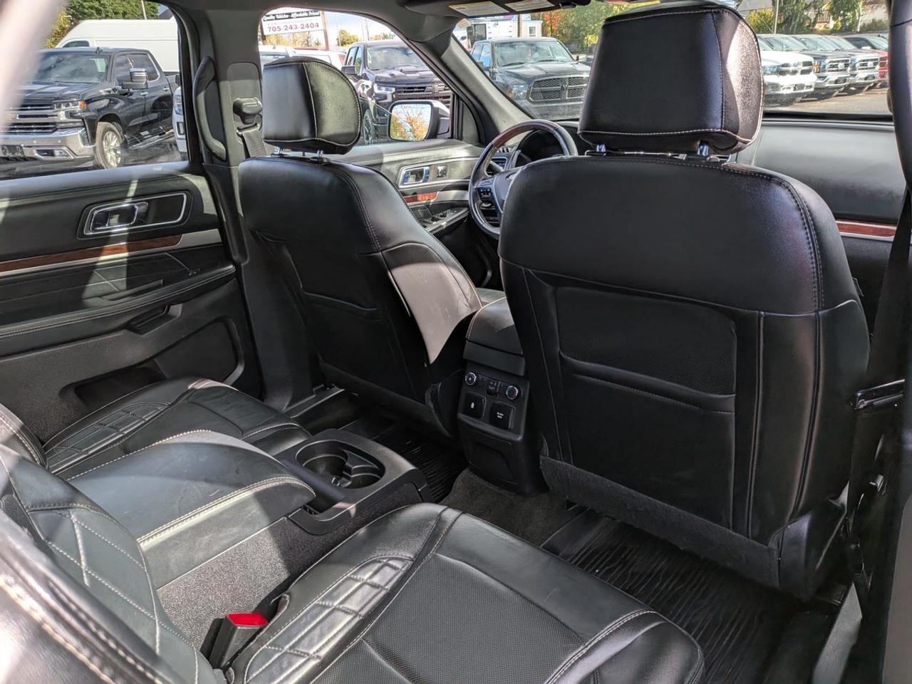 2017 Ford Explorer Platinum Photo