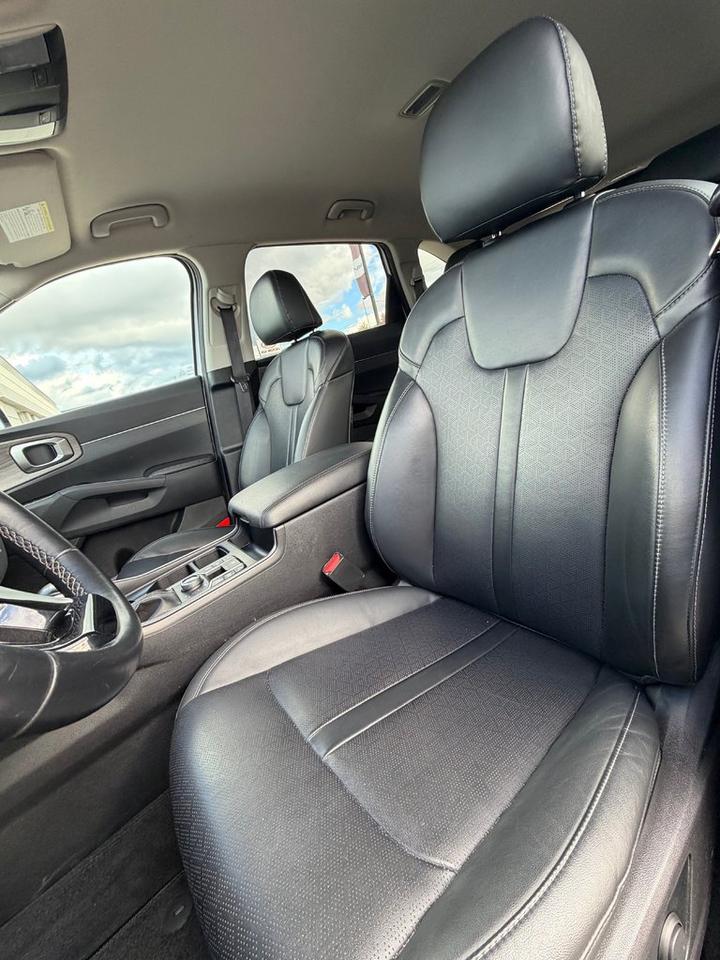 2022 Kia Sorento EX Photo