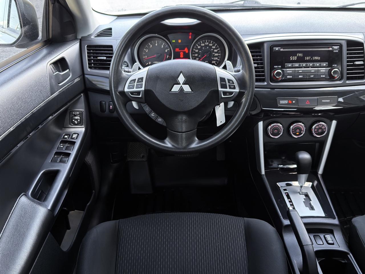 2016 Mitsubishi Lancer ES AWC 2.4L Photo4