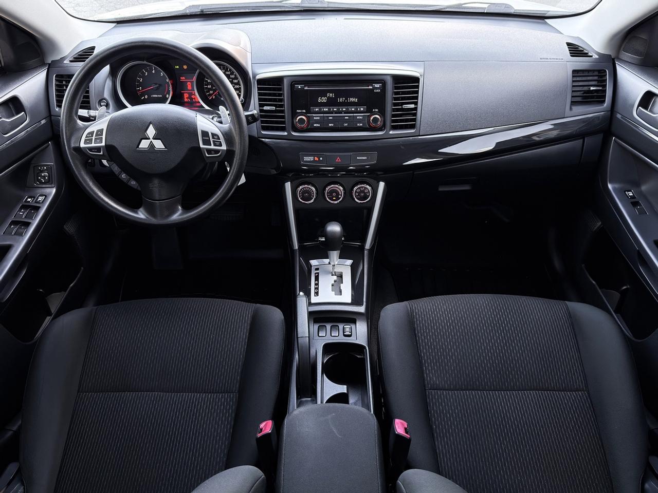 2016 Mitsubishi Lancer ES AWC 2.4L Photo3