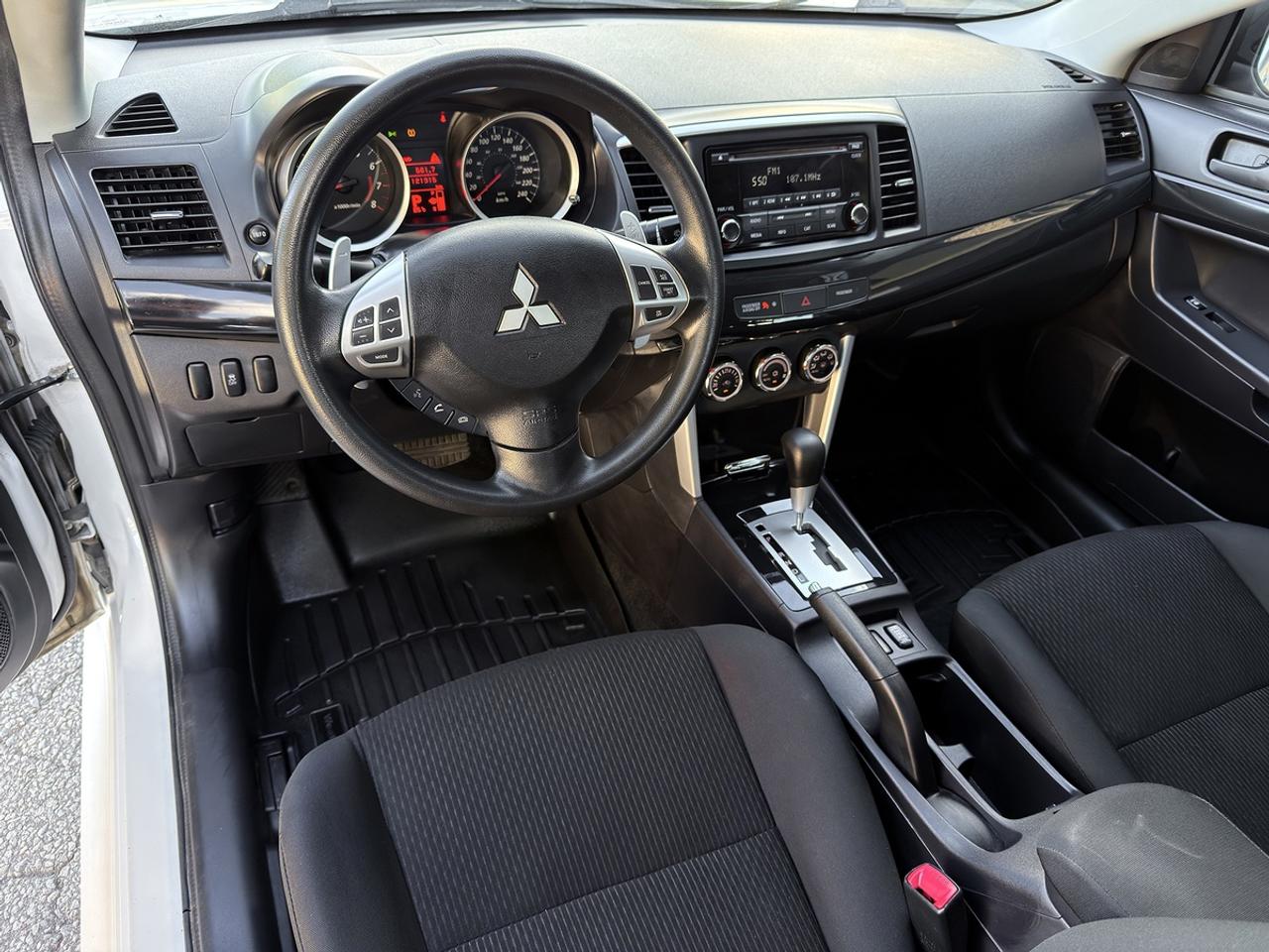 2016 Mitsubishi Lancer ES AWC 2.4L Photo