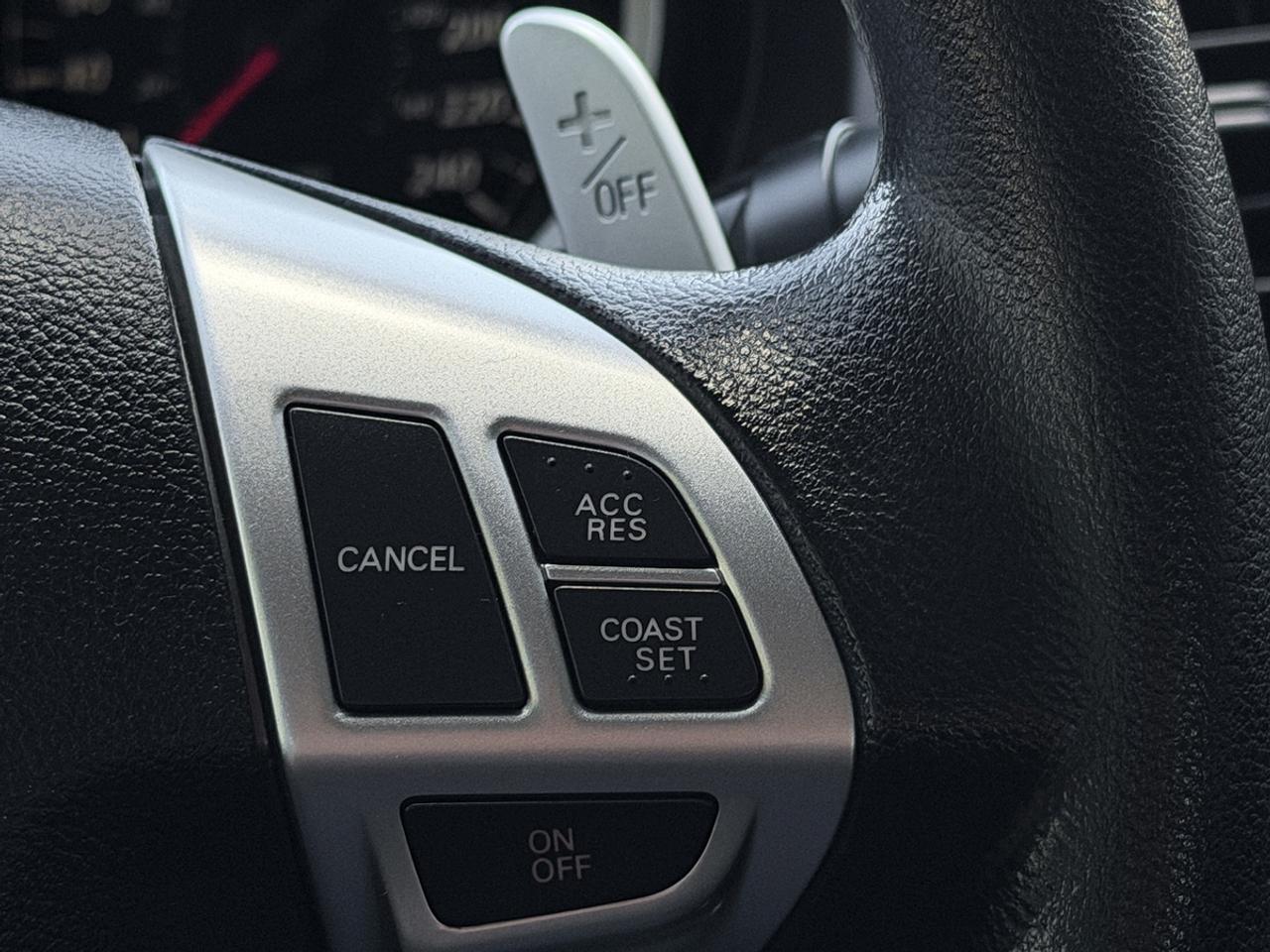 2016 Mitsubishi Lancer ES AWC 2.4L Photo