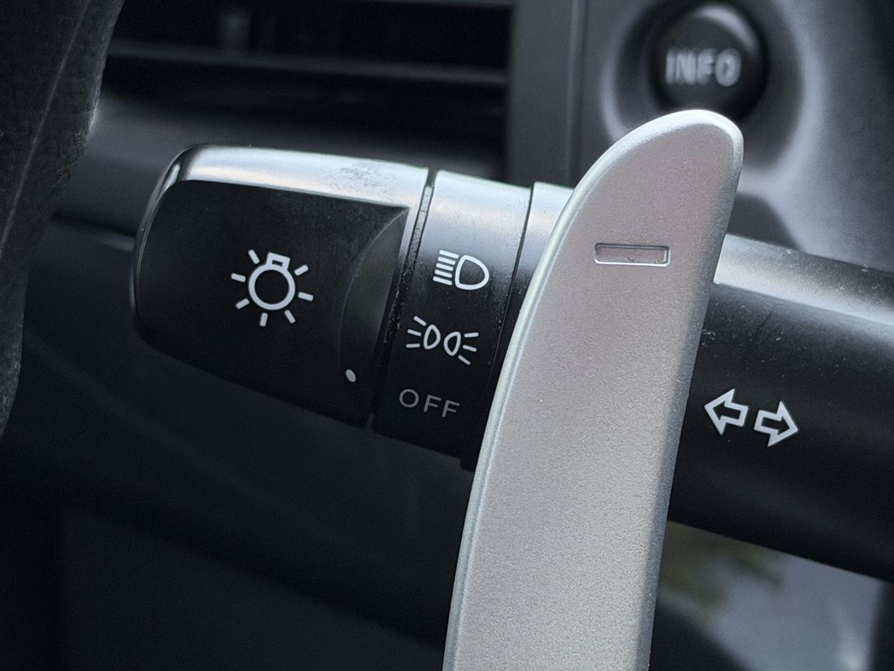 2016 Mitsubishi Lancer ES AWC 2.4L Photo
