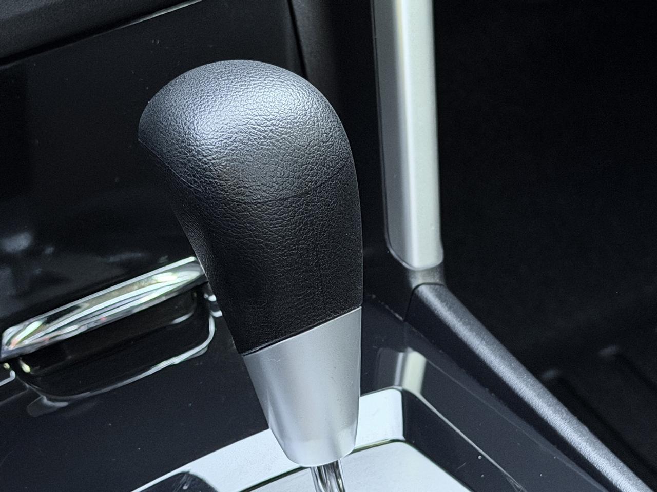 2016 Mitsubishi Lancer ES AWC 2.4L Photo