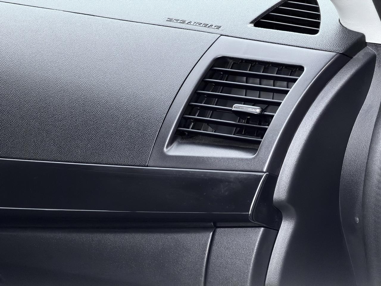 2016 Mitsubishi Lancer ES AWC 2.4L Photo