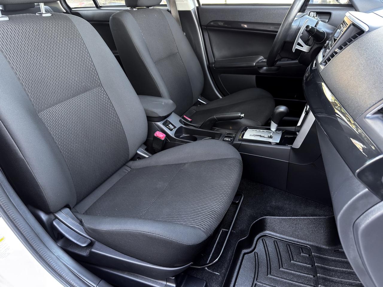 2016 Mitsubishi Lancer ES AWC 2.4L Photo