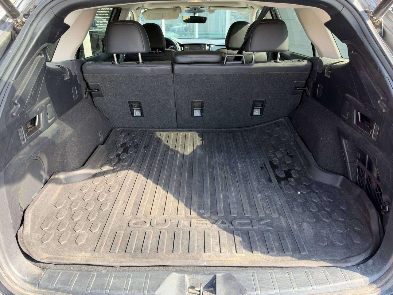 2020 Subaru Outback Clean CarFax   22 Dealer Service Records   2 Keys Photo