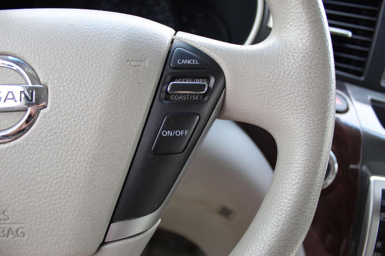2011 Nissan Quest SV AS-IS SPECIAL Photo