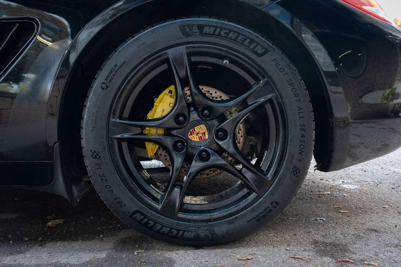2009 Porsche Cayman Base Photo