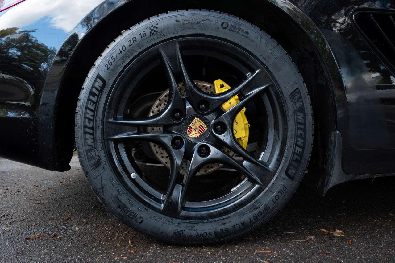 2009 Porsche Cayman Base Photo
