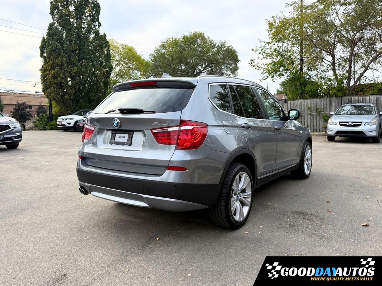 2011 BMW X3 xDrive35i LOW KMS ONE OWNER CLEAN CARFAX Photo4