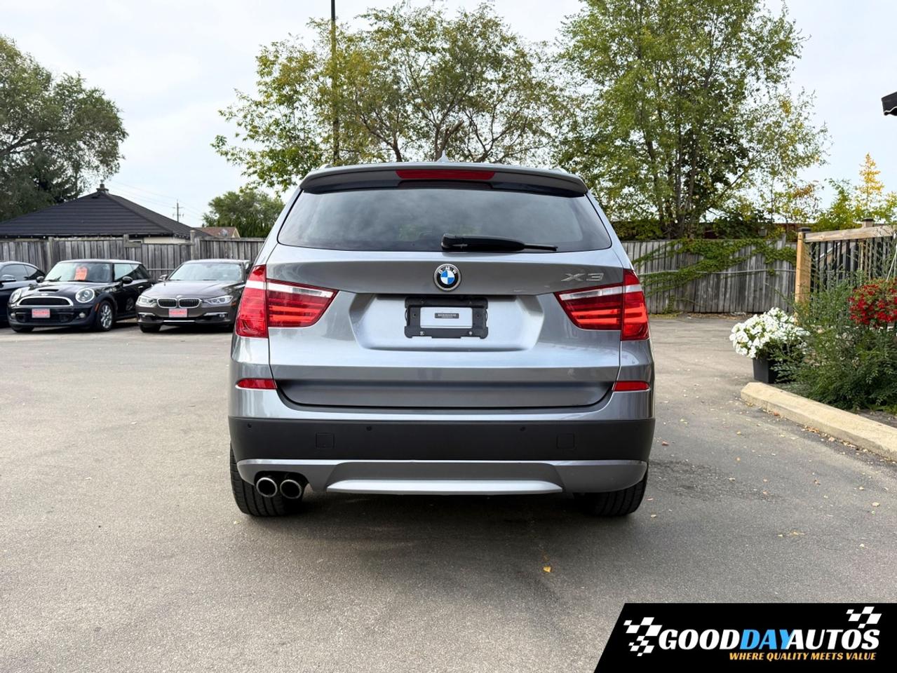 2011 BMW X3 xDrive35i LOW KMS ONE OWNER CLEAN CARFAX Photo3