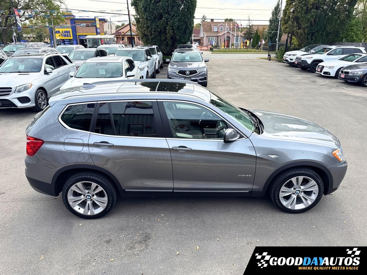 2011 BMW X3 xDrive35i LOW KMS ONE OWNER CLEAN CARFAX Photo