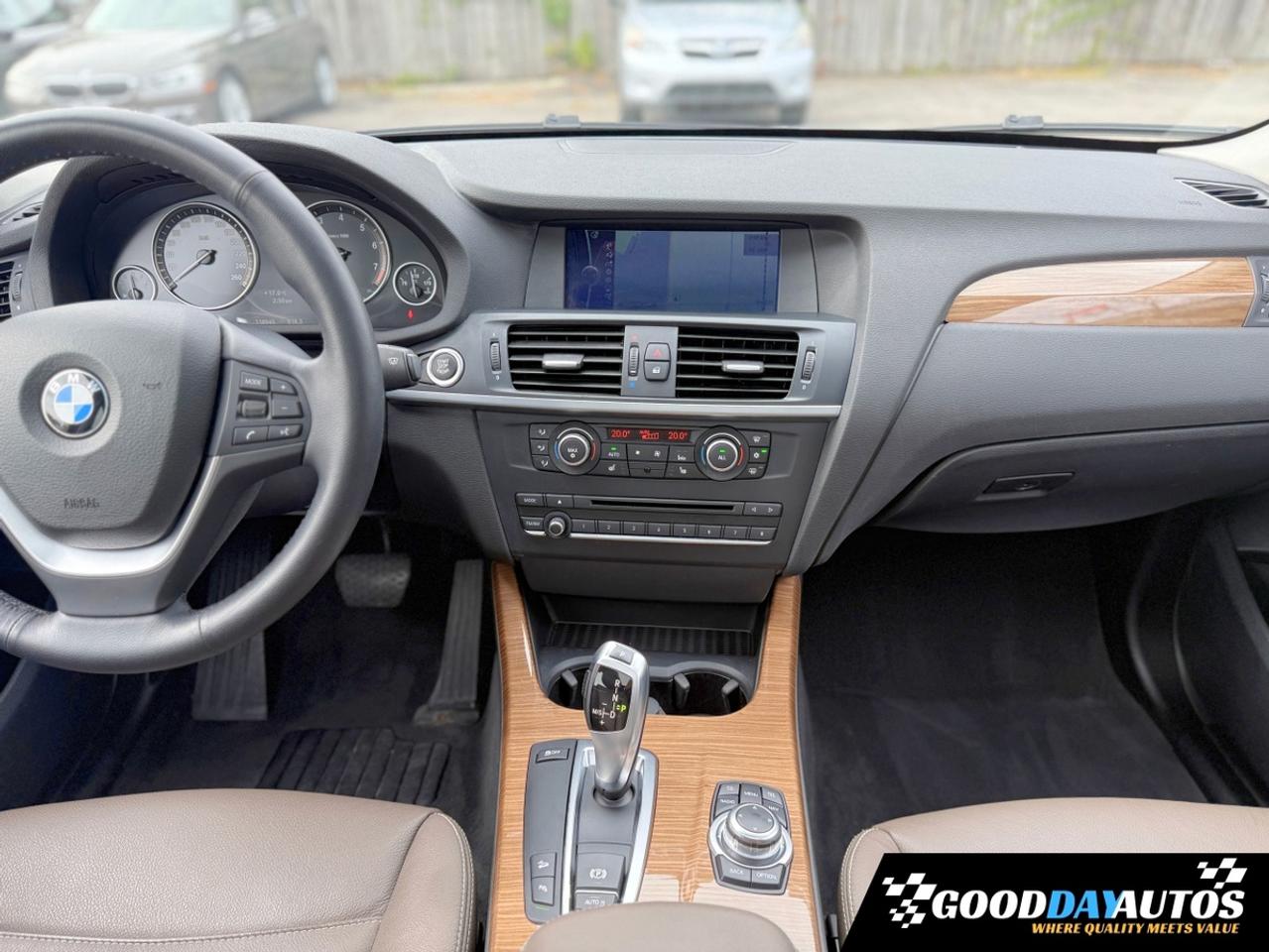 2011 BMW X3 xDrive35i LOW KMS ONE OWNER CLEAN CARFAX Photo