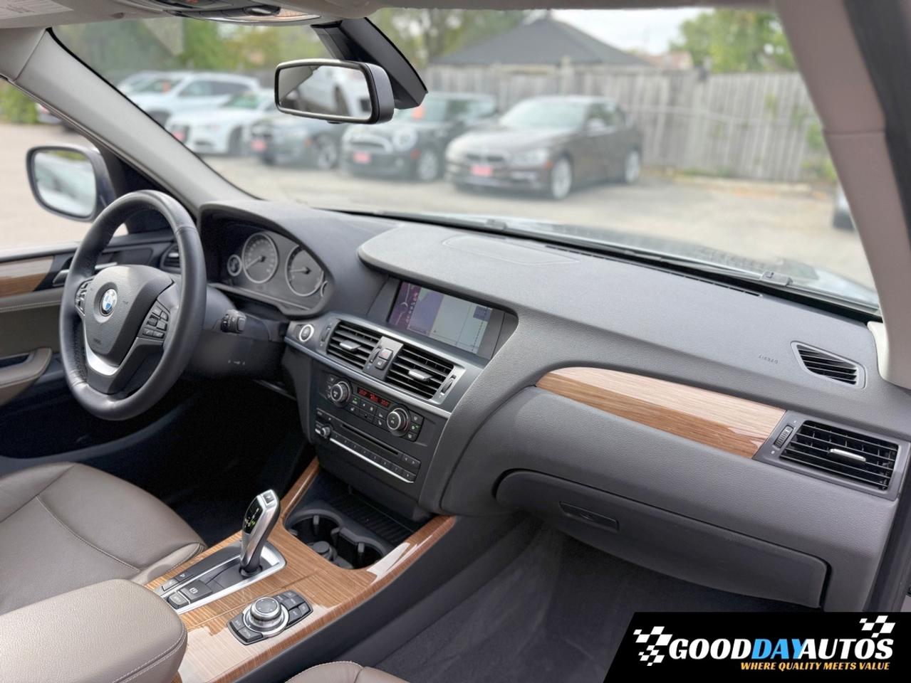 2011 BMW X3 xDrive35i LOW KMS ONE OWNER CLEAN CARFAX Photo