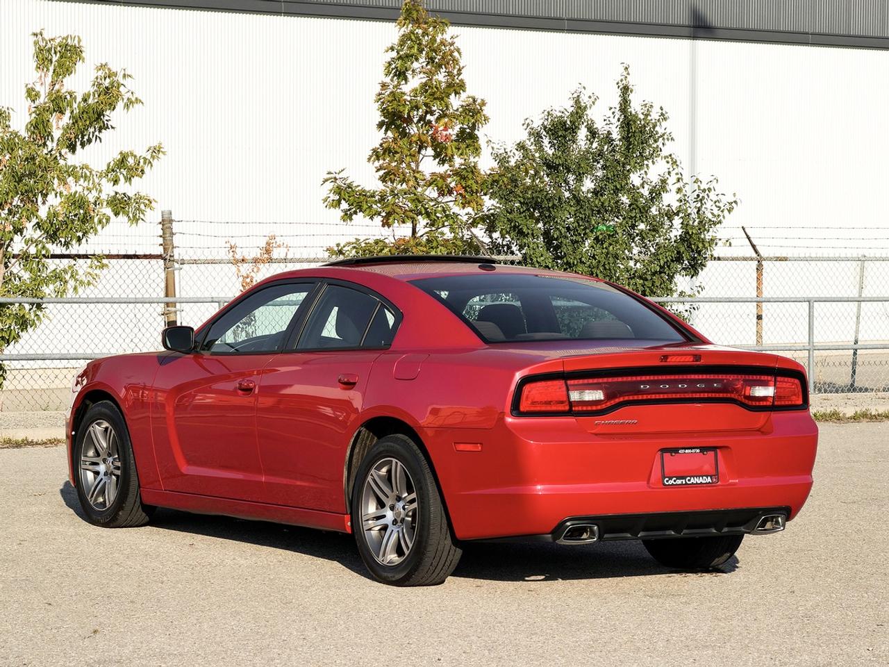 2013 Dodge Charger SXT w/Sun. Photo2