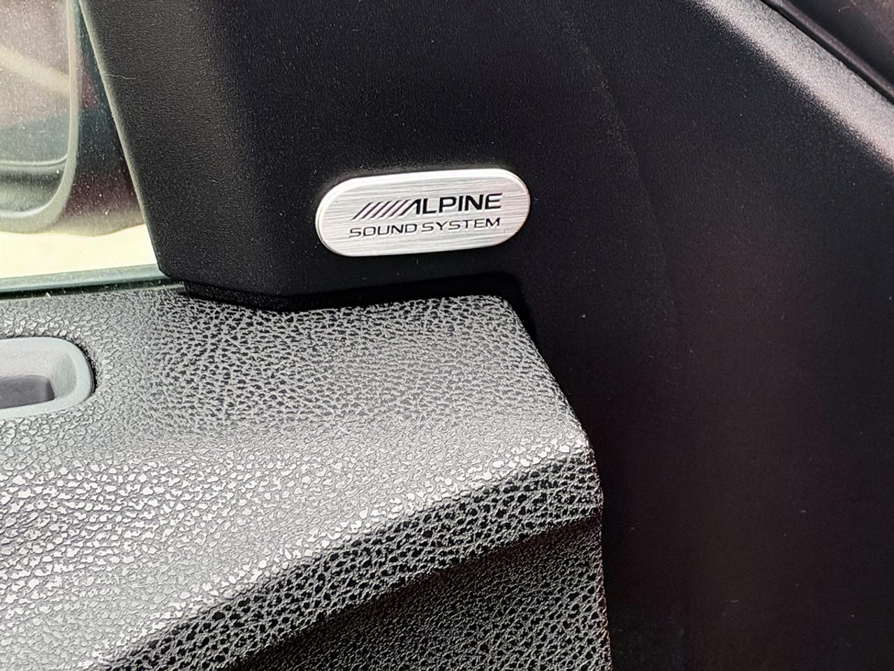 2013 Dodge Charger SXT w/Sun. Photo