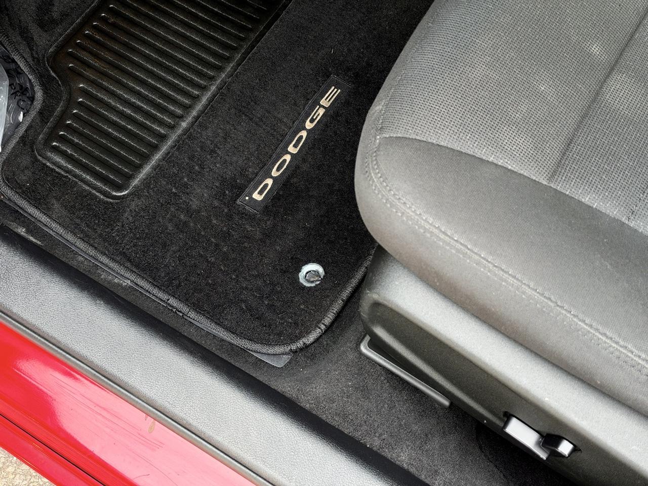 2013 Dodge Charger SXT w/Sun. Photo