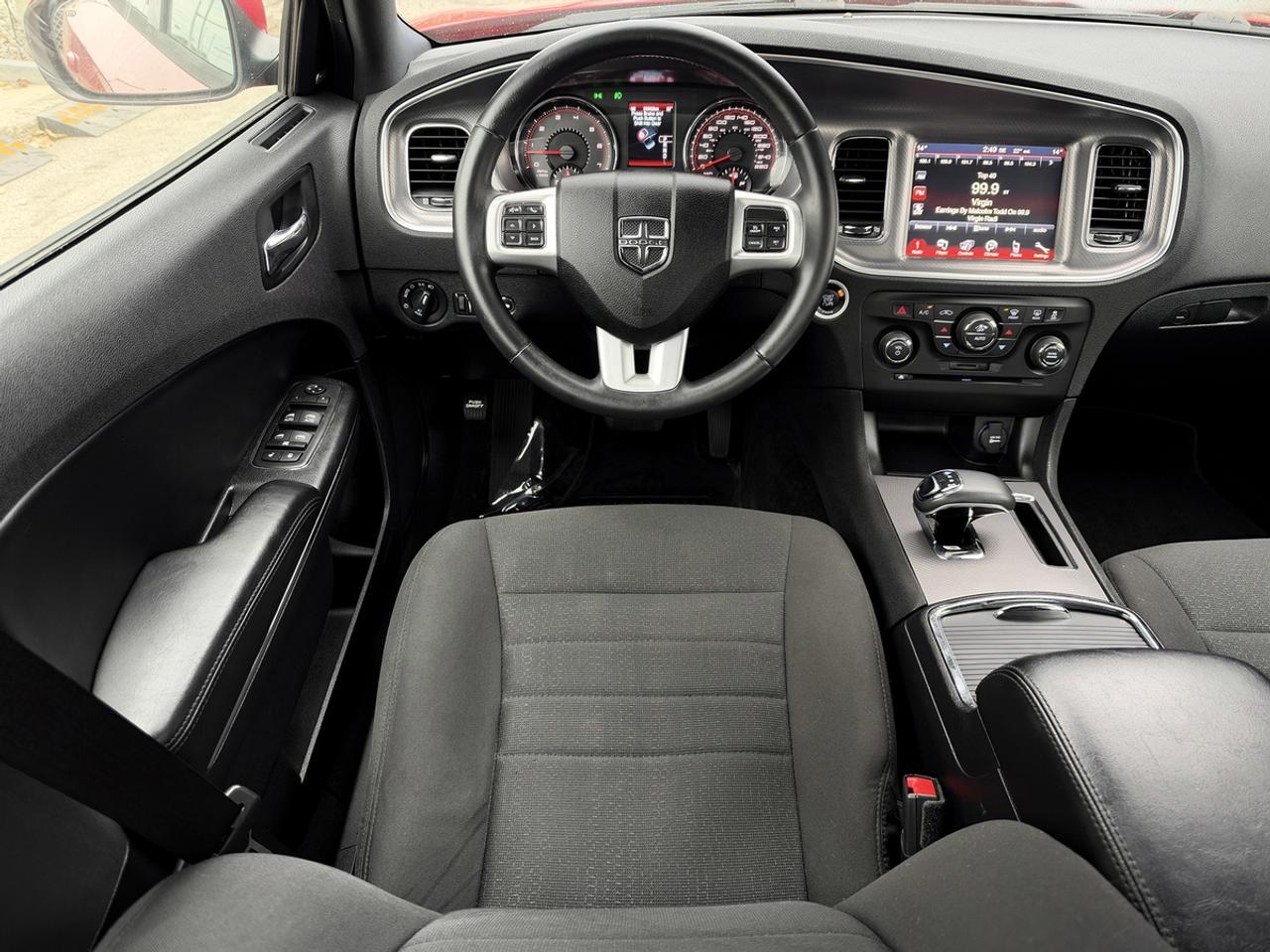 2013 Dodge Charger SXT w/Sun. Photo