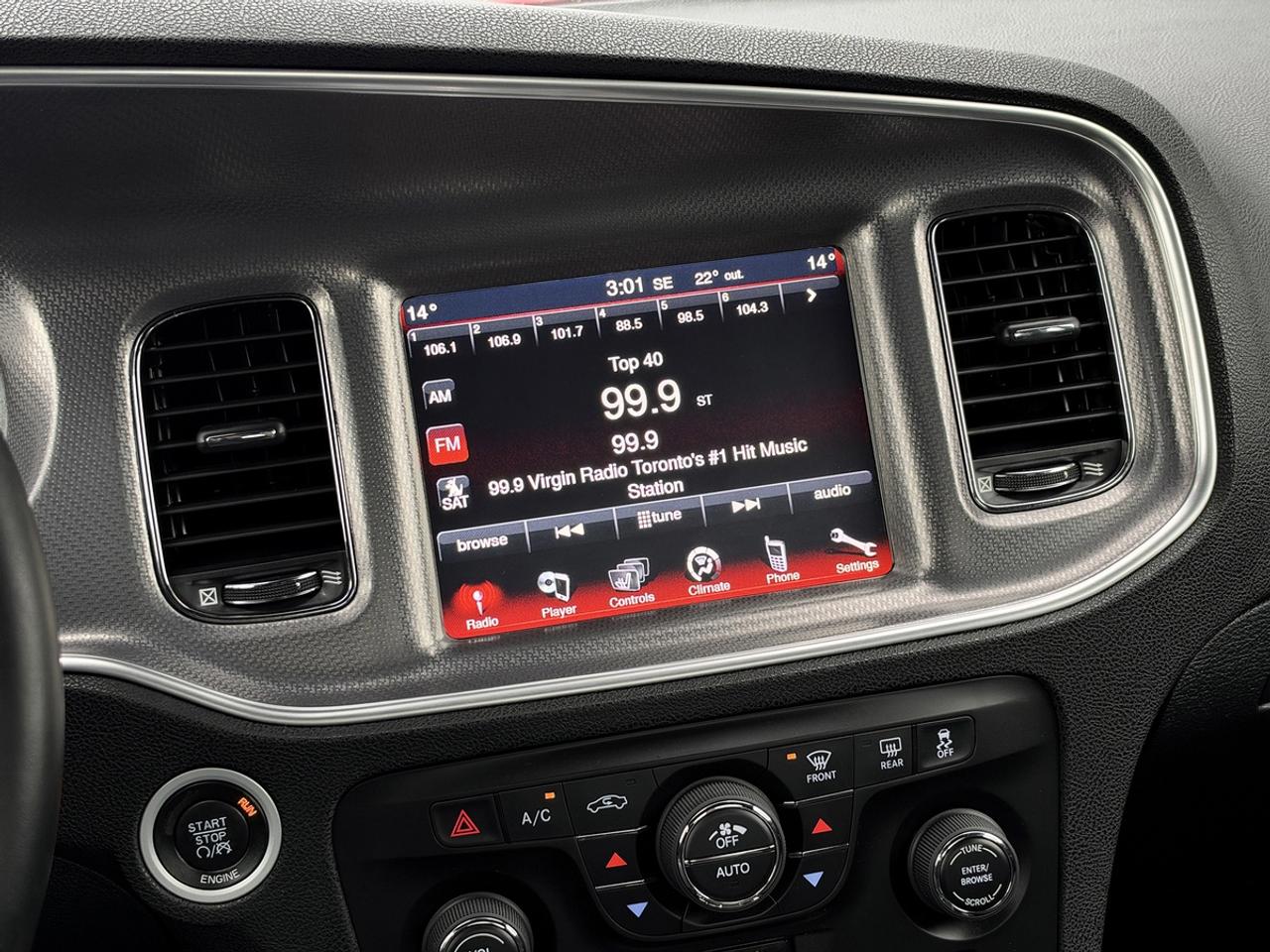 2013 Dodge Charger SXT w/Sun. Photo