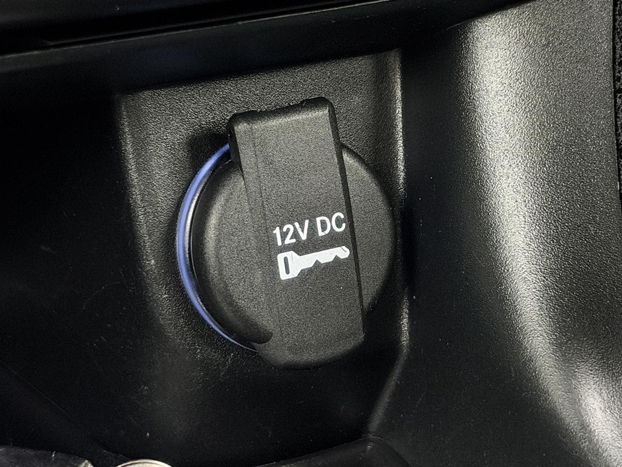 2013 Dodge Charger SXT w/Sun. Photo