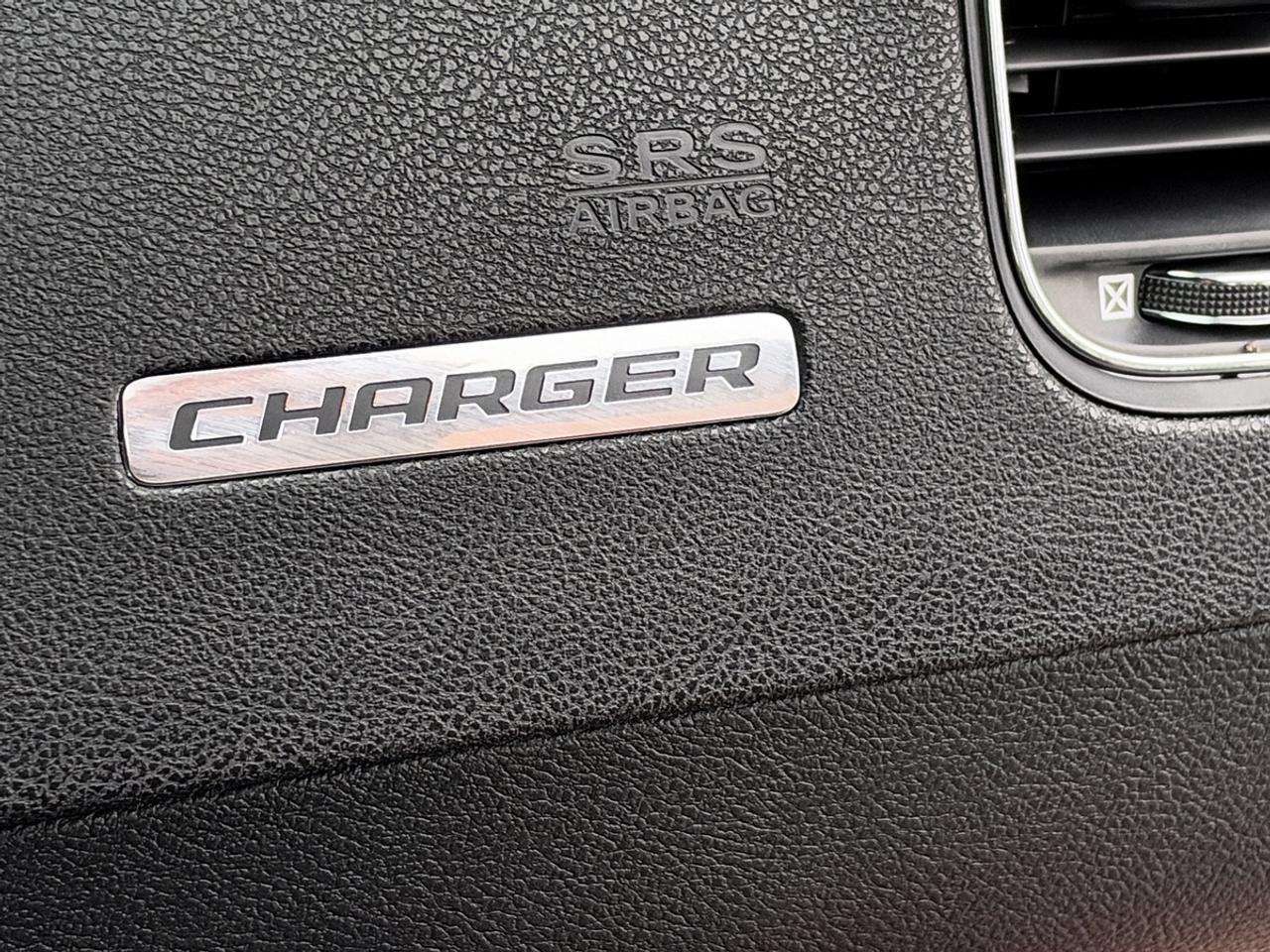 2013 Dodge Charger SXT w/Sun. Photo