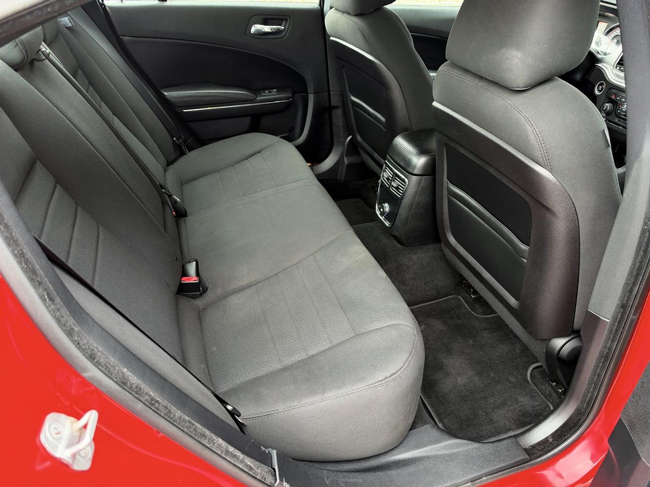 2013 Dodge Charger SXT w/Sun. Photo