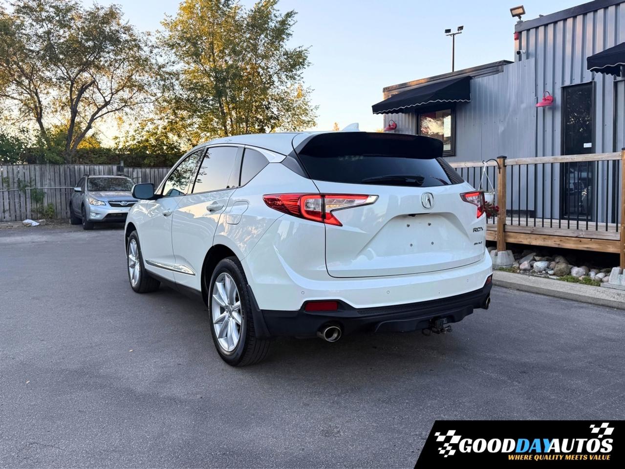 2019 Acura RDX TECH PKG | LOW KMS | CLEAN CARFAX | DEALER SRVICED Photo2