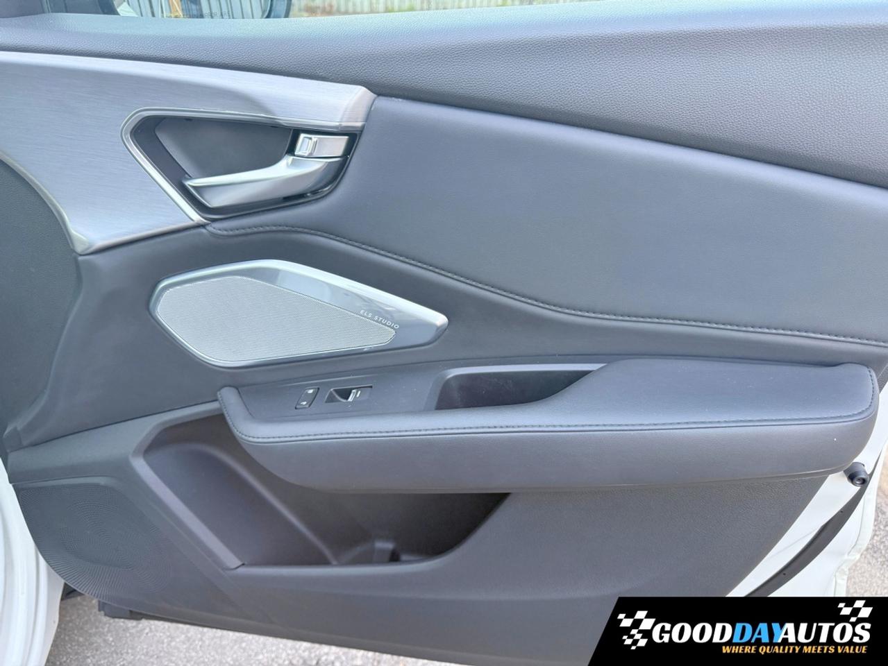 2019 Acura RDX TECH PKG | LOW KMS | CLEAN CARFAX | DEALER SRVICED Photo