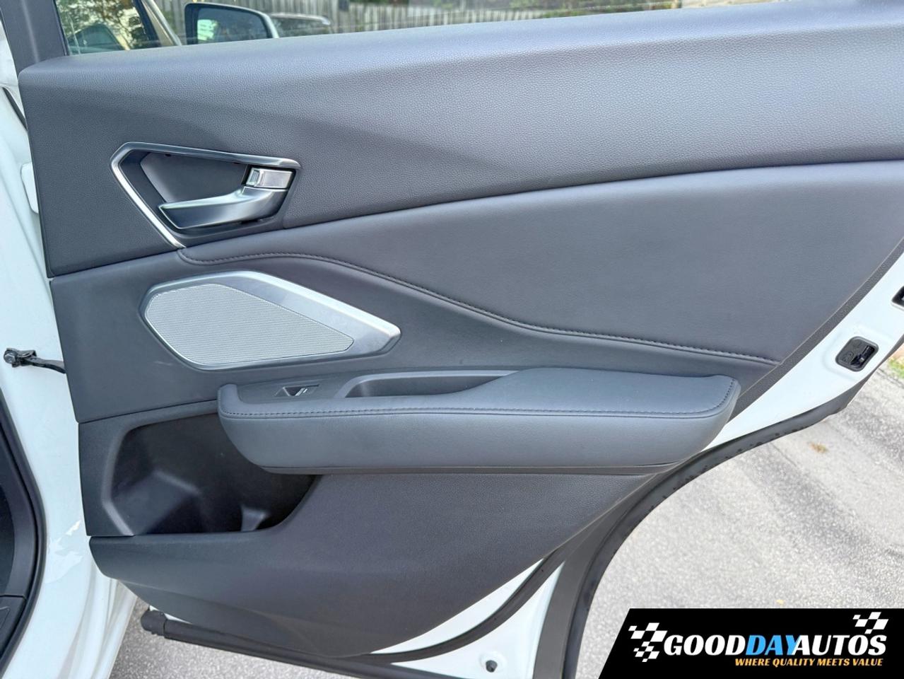 2019 Acura RDX TECH PKG | LOW KMS | CLEAN CARFAX | DEALER SRVICED Photo