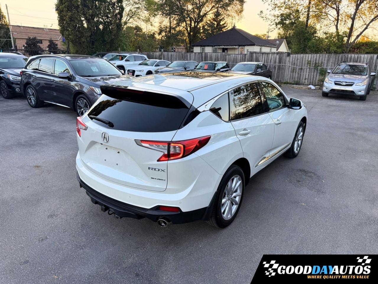 2019 Acura RDX TECH PKG | LOW KMS | CLEAN CARFAX | DEALER SRVICED Photo