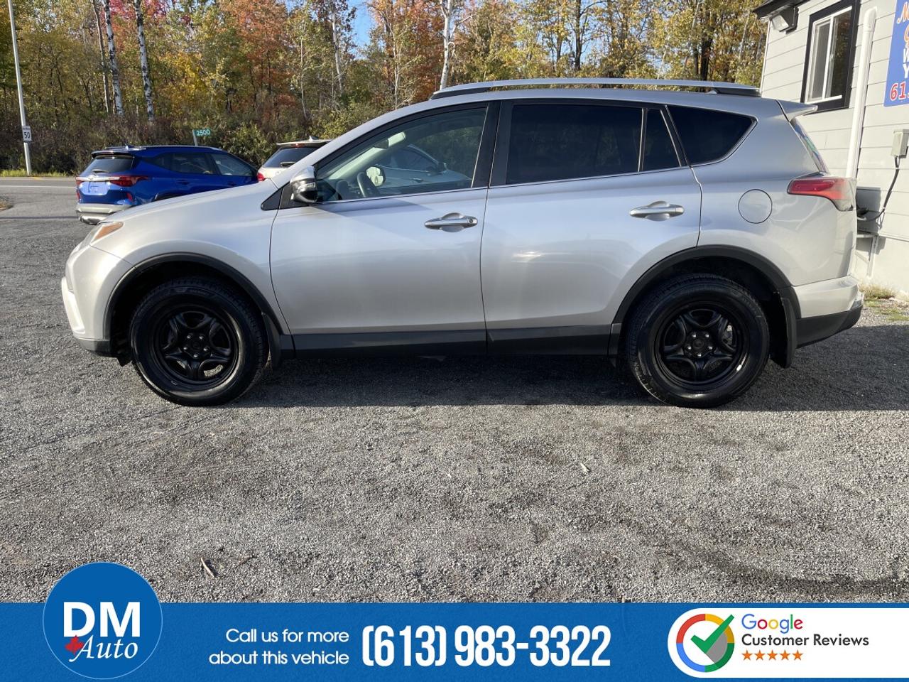 2016 Toyota RAV4 LE Photo