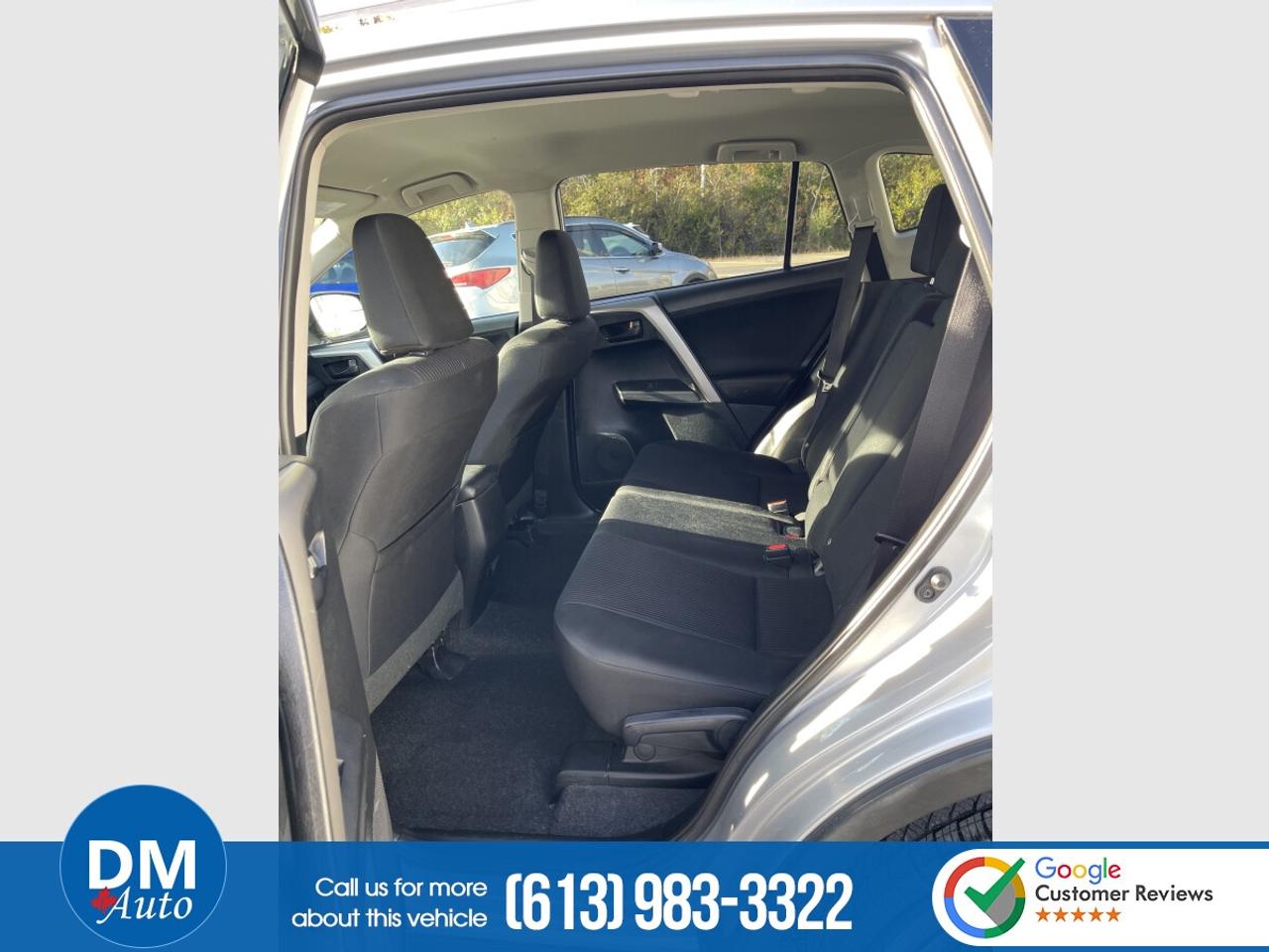 2016 Toyota RAV4 LE Photo