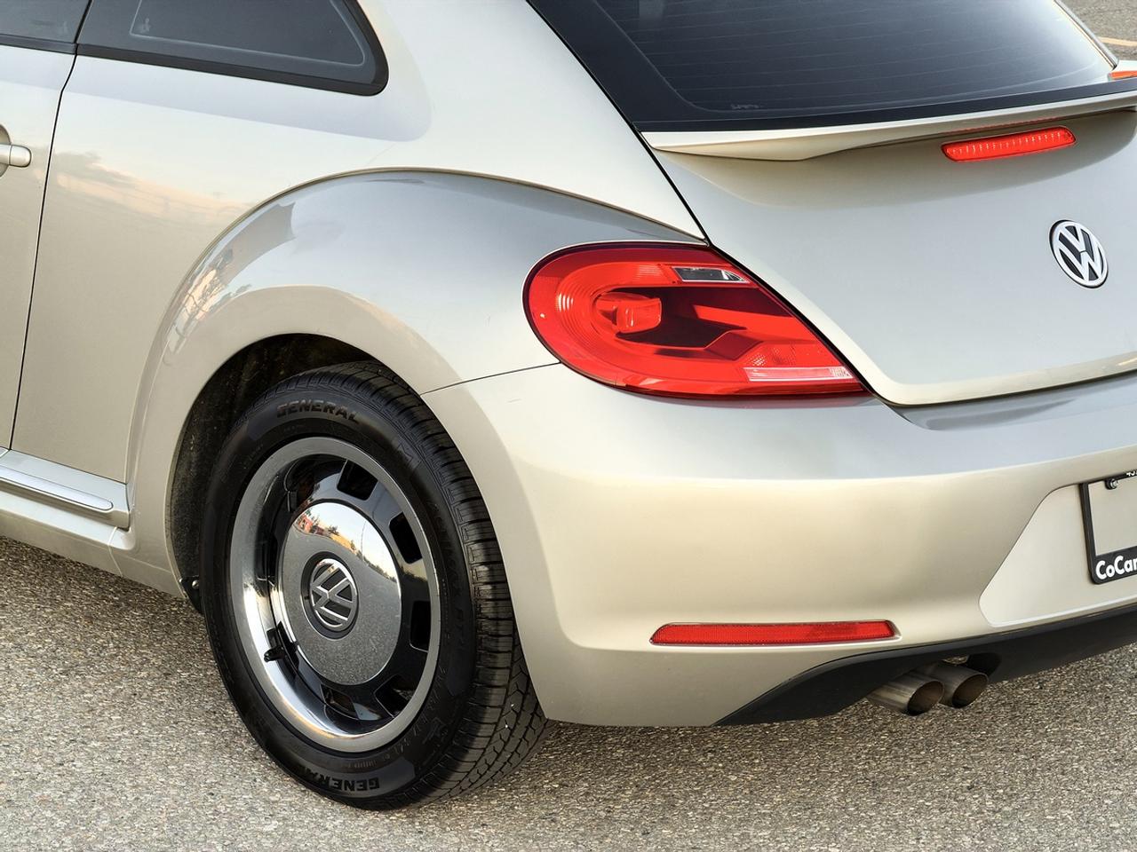 2016 Volkswagen BEETLE CLASSIC 1.8T Photo